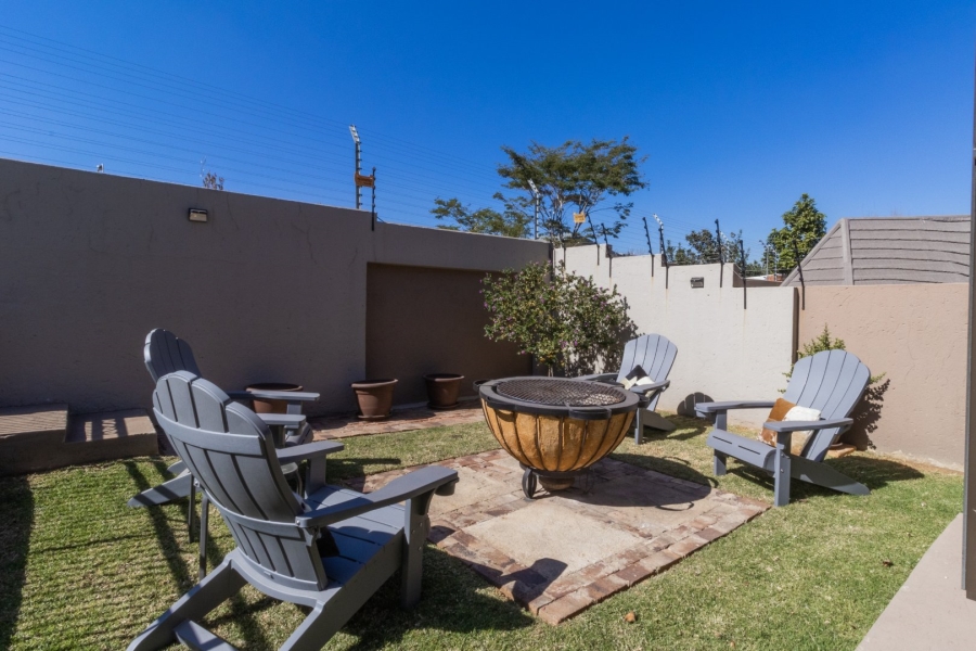 5 Bedroom Property for Sale in Amberfield Gauteng