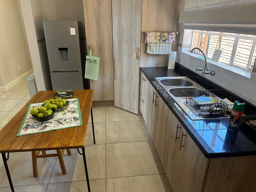 3 Bedroom Property for Sale in Amorosa Gauteng