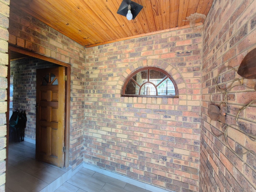 4 Bedroom Property for Sale in Vanderbijlpark SE 4 Gauteng