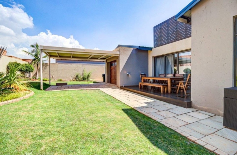 4 Bedroom Property for Sale in Serengeti Lifestyle Estate Gauteng