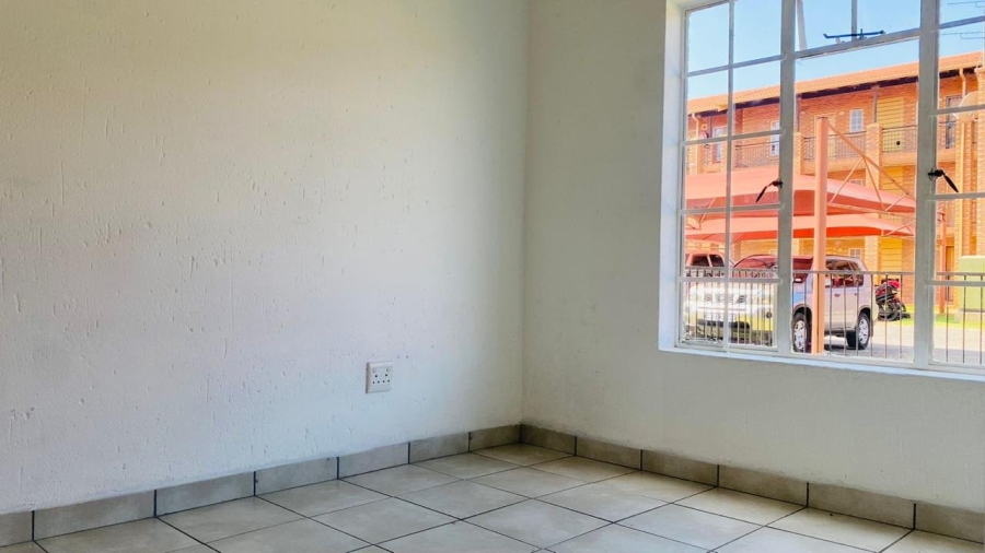 2 Bedroom Property for Sale in Comet Gauteng