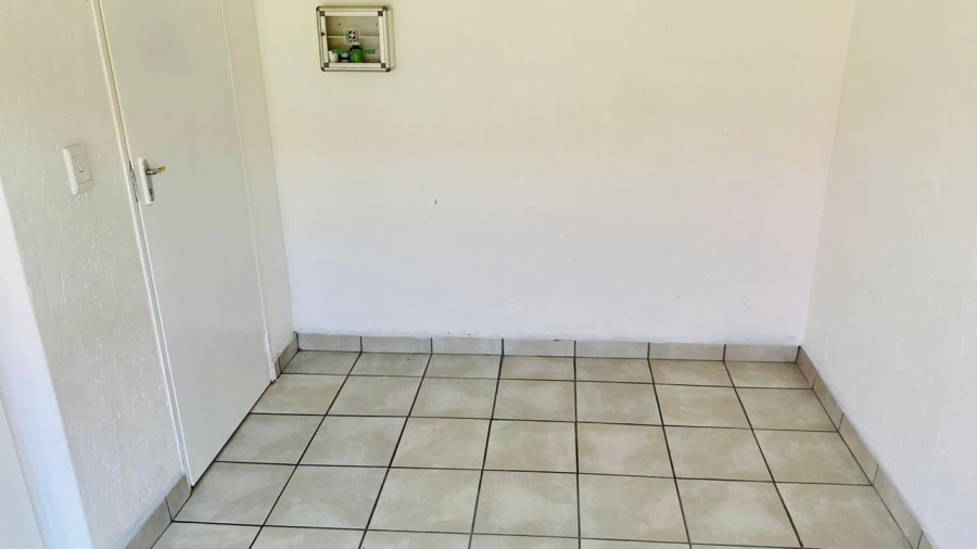 2 Bedroom Property for Sale in Comet Gauteng