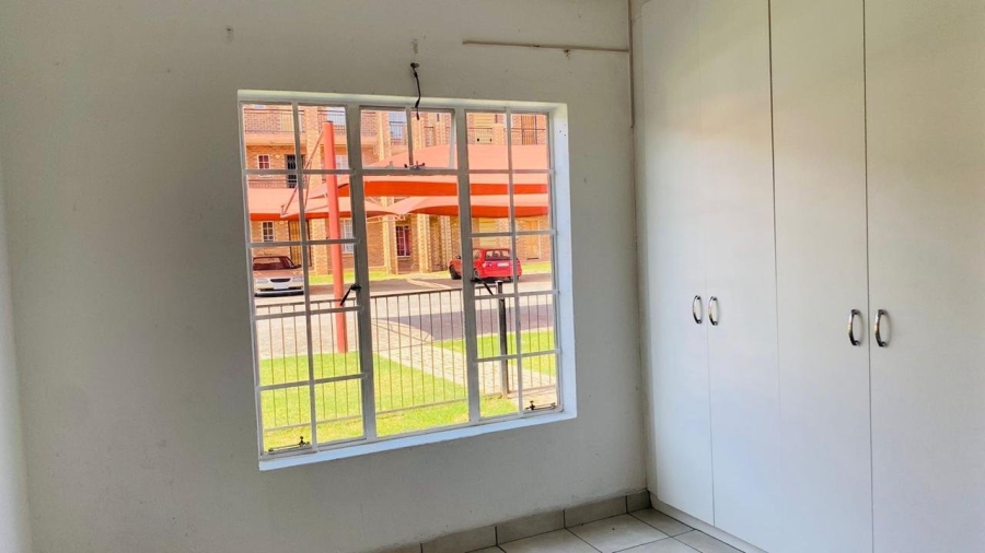 2 Bedroom Property for Sale in Comet Gauteng