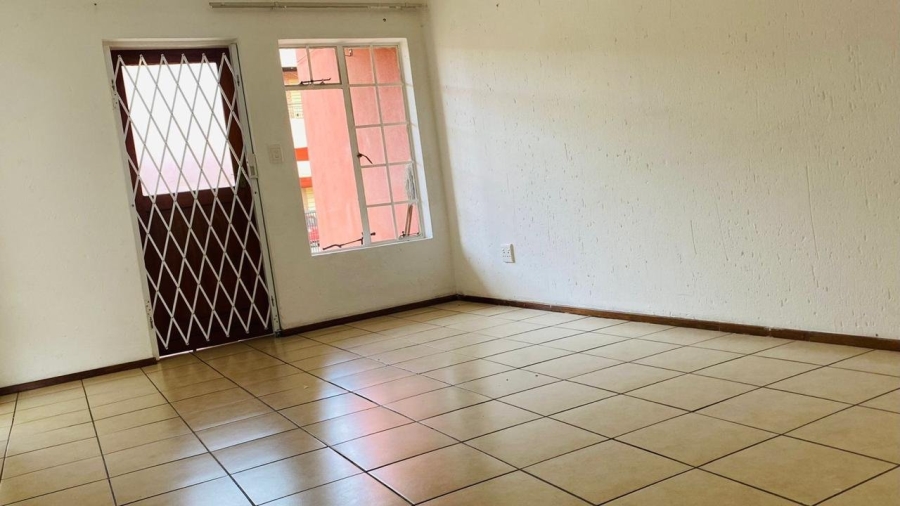 2 Bedroom Property for Sale in Comet Gauteng