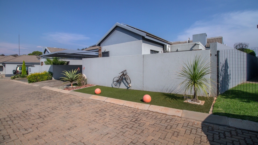 3 Bedroom Property for Sale in Pomona Gauteng