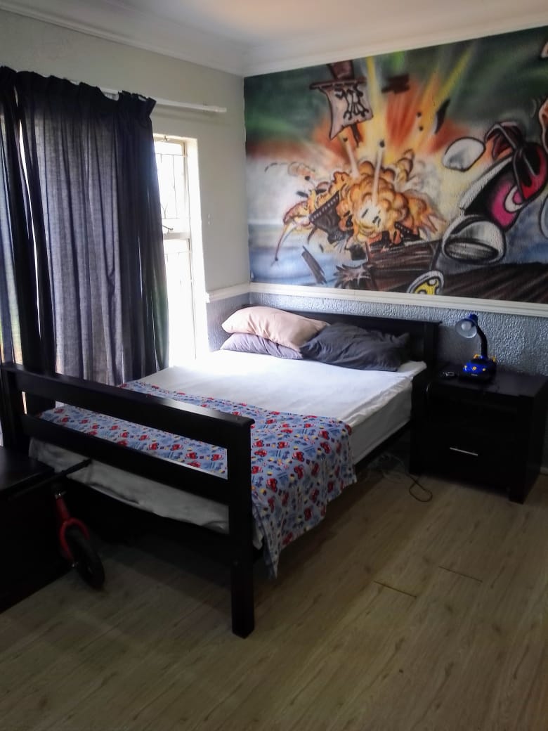 4 Bedroom Property for Sale in Bonaero Park Gauteng