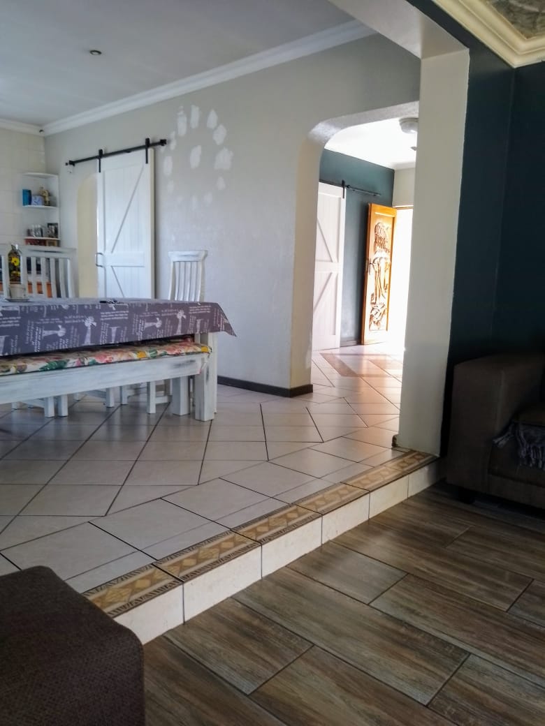 4 Bedroom Property for Sale in Bonaero Park Gauteng