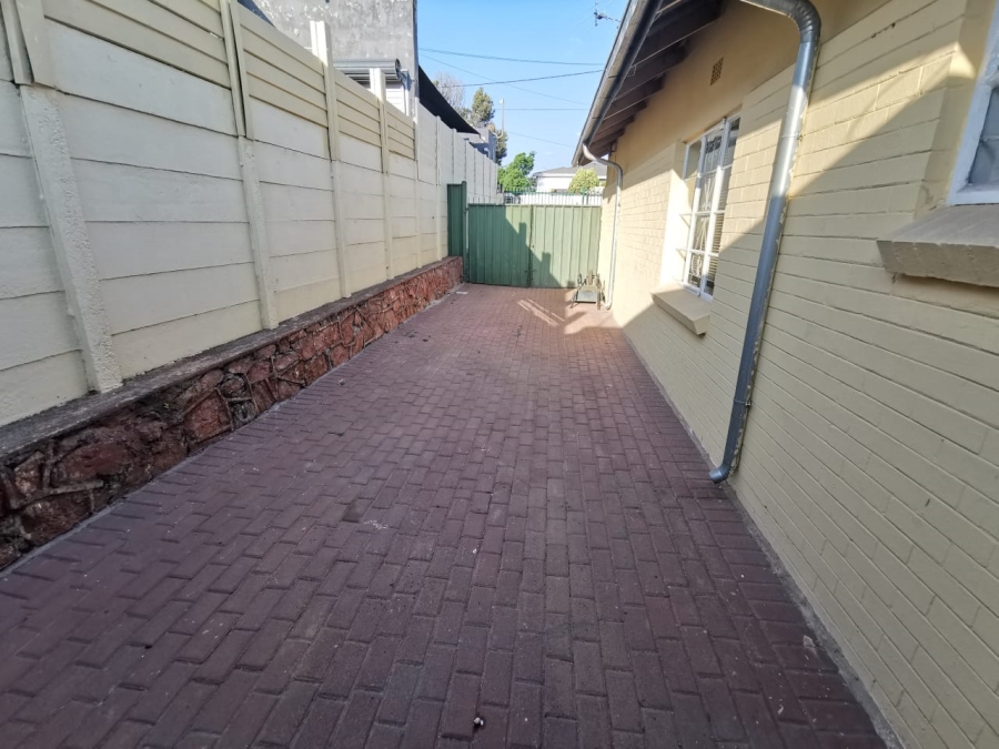 To Let 1 Bedroom Property for Rent in Delarey Gauteng