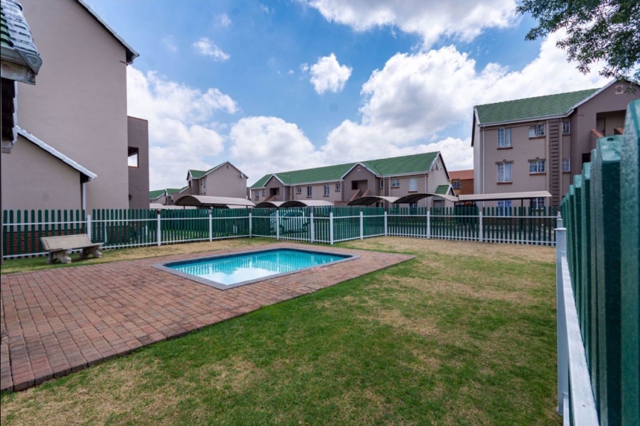 2 Bedroom Property for Sale in Benoni North Gauteng