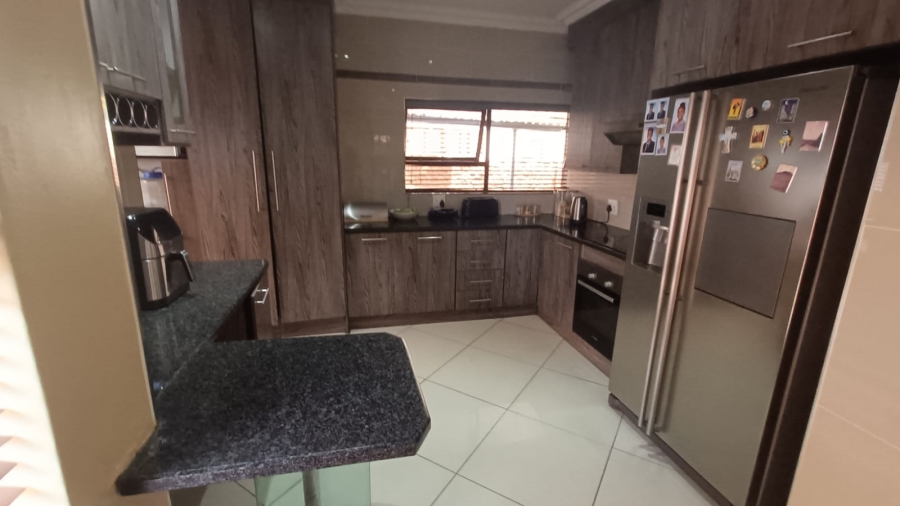 4 Bedroom Property for Sale in Montana Gauteng