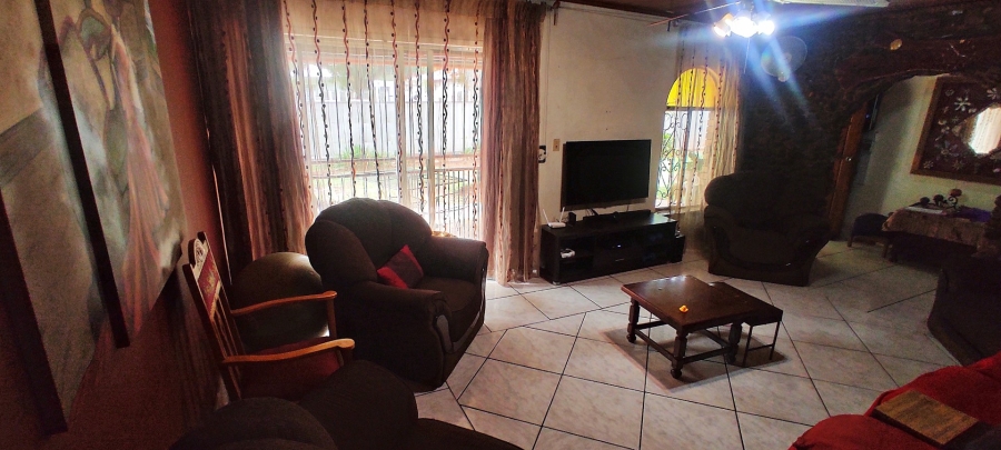 4 Bedroom Property for Sale in Vanderbijlpark CW 1 Gauteng