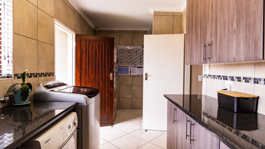 4 Bedroom Property for Sale in Amberfield Valley Gauteng