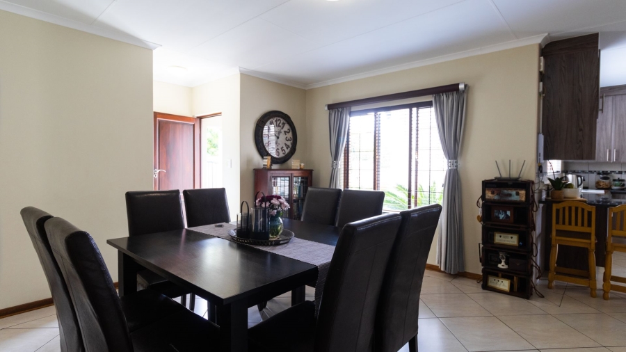 4 Bedroom Property for Sale in Amberfield Valley Gauteng