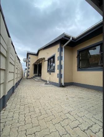 To Let 3 Bedroom Property for Rent in De Klerkshof Gauteng