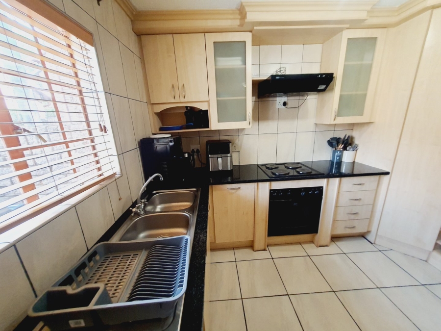 2 Bedroom Property for Sale in Moreleta Park Gauteng