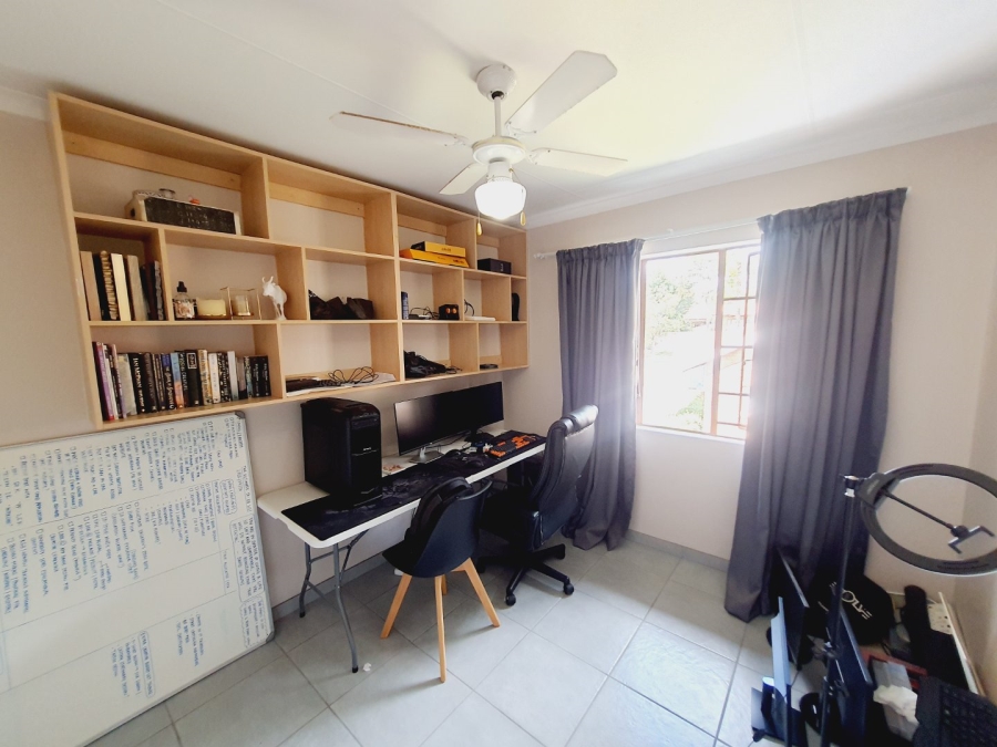 2 Bedroom Property for Sale in Moreleta Park Gauteng