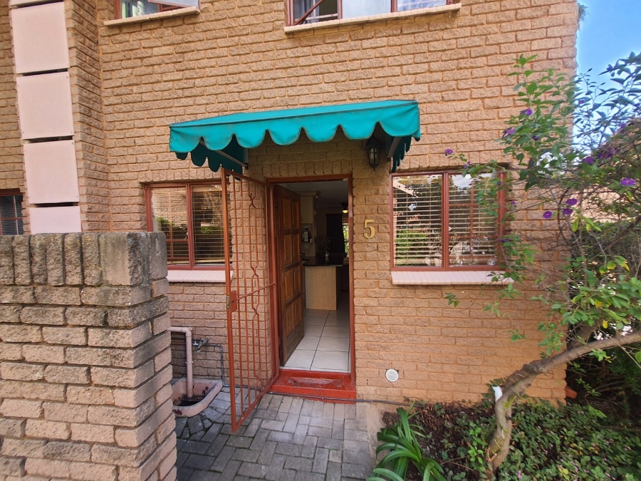 2 Bedroom Property for Sale in Moreleta Park Gauteng