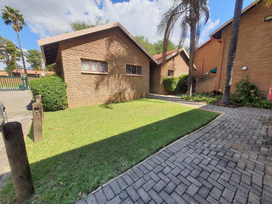 2 Bedroom Property for Sale in Moreleta Park Gauteng