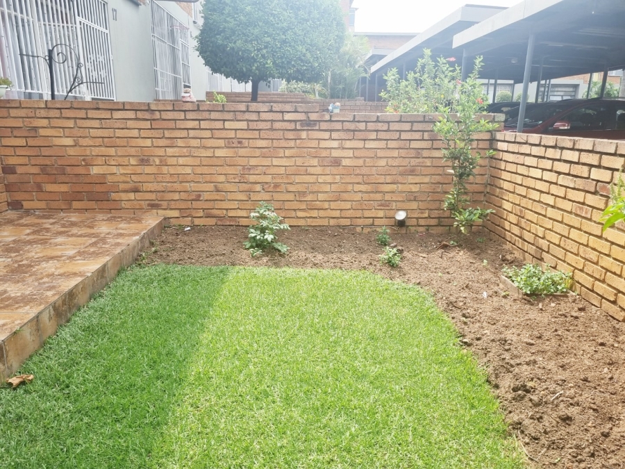 To Let 2 Bedroom Property for Rent in Birchleigh Gauteng