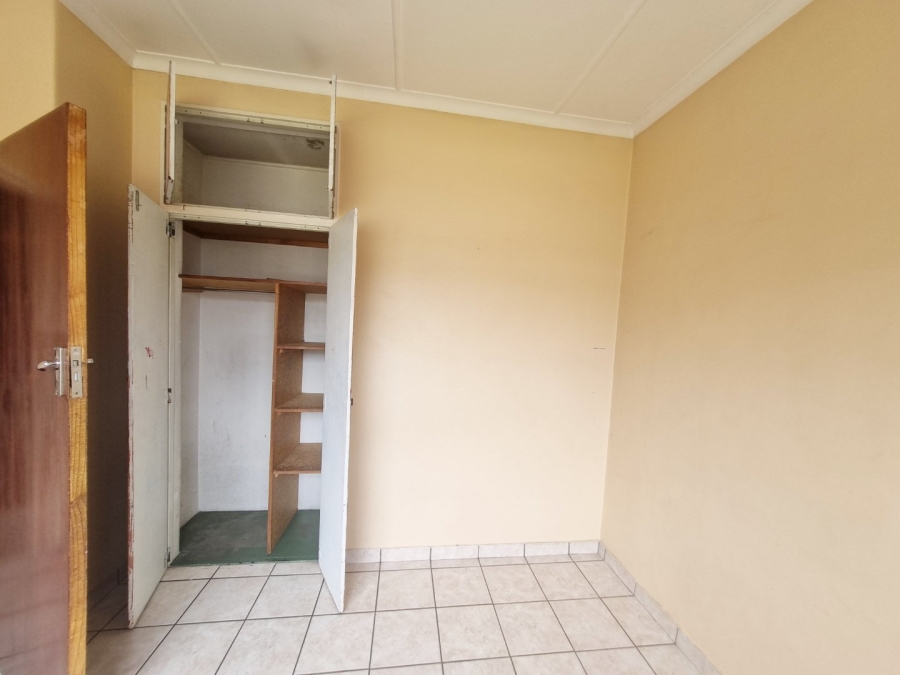 To Let 2 Bedroom Property for Rent in Birchleigh Gauteng