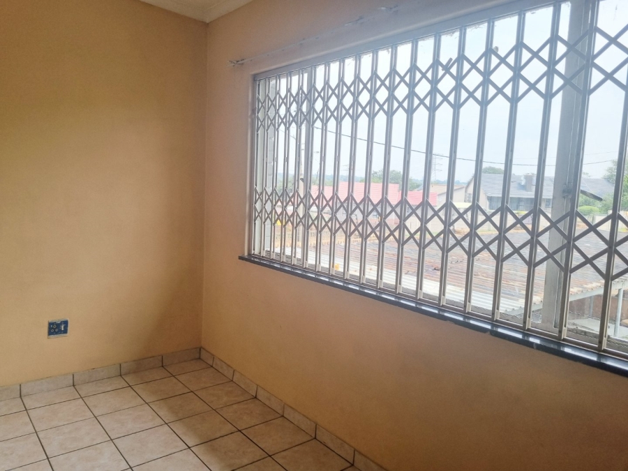 To Let 2 Bedroom Property for Rent in Birchleigh Gauteng