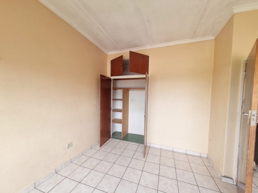 To Let 2 Bedroom Property for Rent in Birchleigh Gauteng