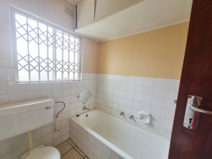 To Let 2 Bedroom Property for Rent in Birchleigh Gauteng