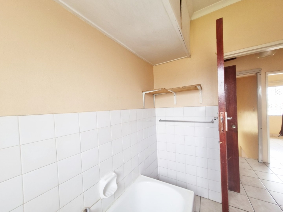 To Let 2 Bedroom Property for Rent in Birchleigh Gauteng