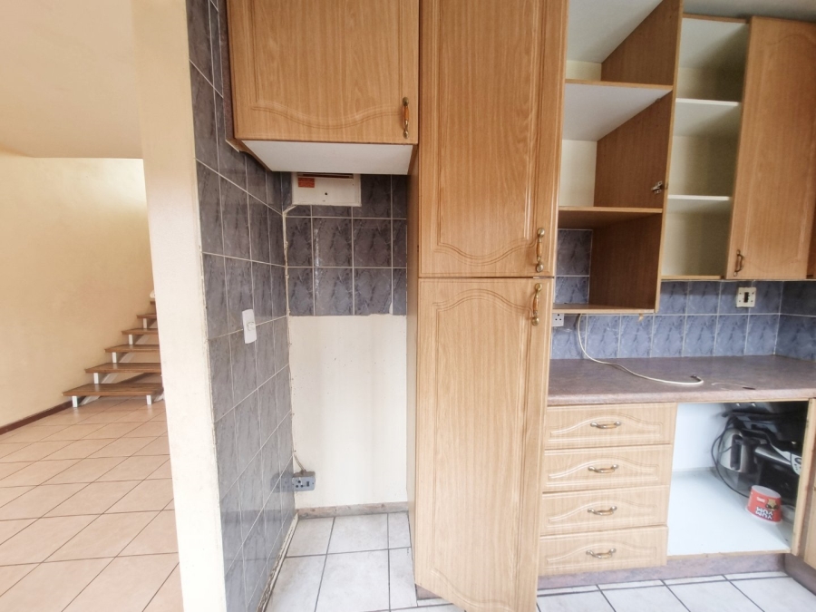 To Let 2 Bedroom Property for Rent in Birchleigh Gauteng