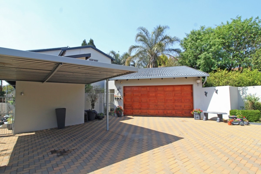 4 Bedroom Property for Sale in Marais Steyn Park Gauteng