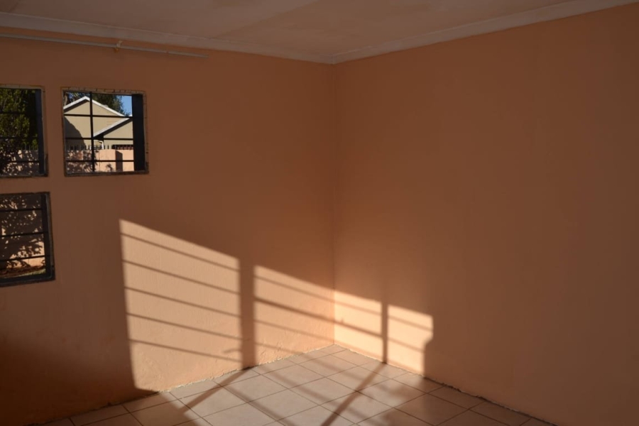 To Let 3 Bedroom Property for Rent in Mayberry Park Gauteng