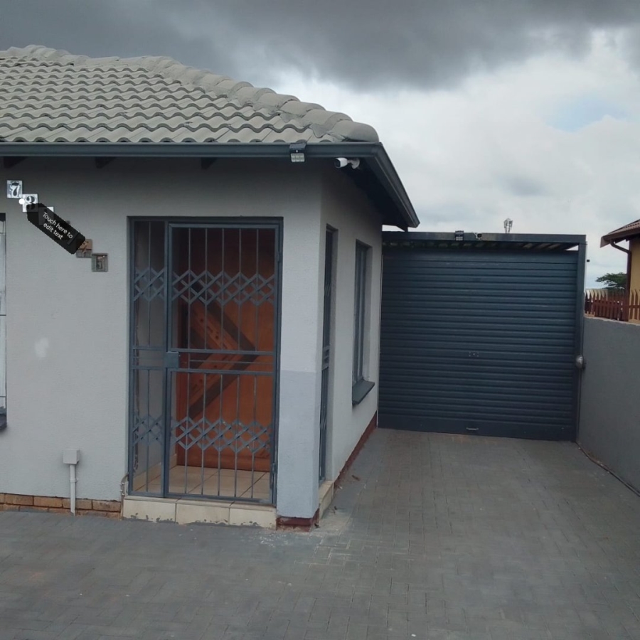 3 Bedroom Property for Sale in Soshanguve VV Gauteng