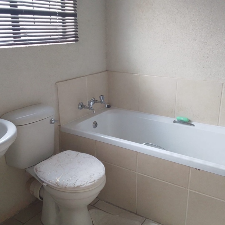 3 Bedroom Property for Sale in Soshanguve VV Gauteng