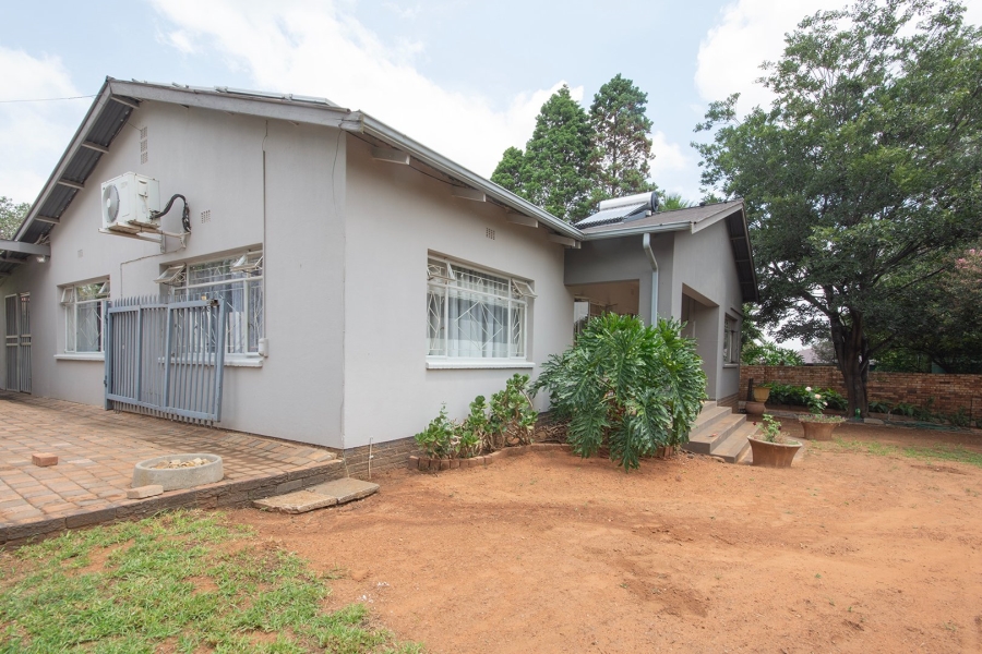 3 Bedroom Property for Sale in Rensburg Gauteng