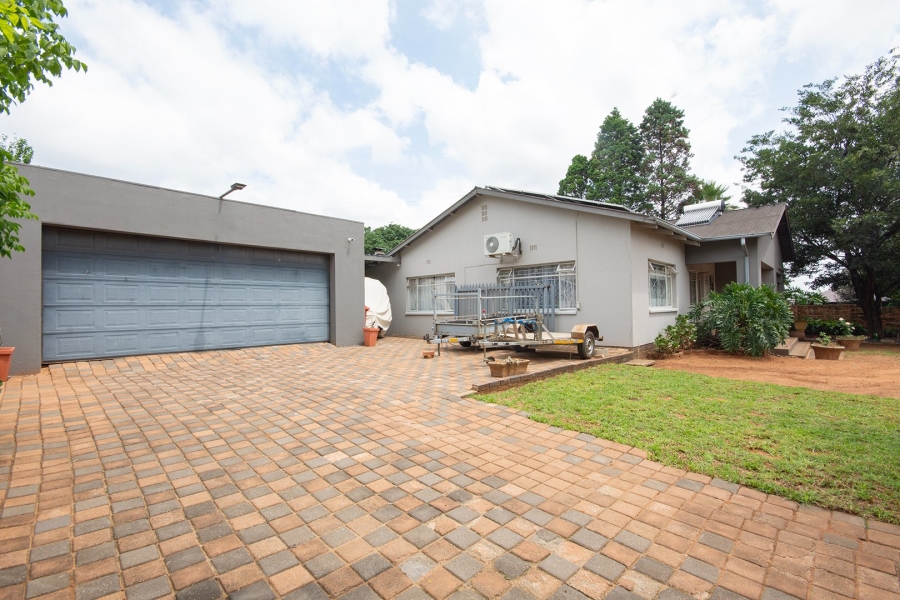 3 Bedroom Property for Sale in Rensburg Gauteng