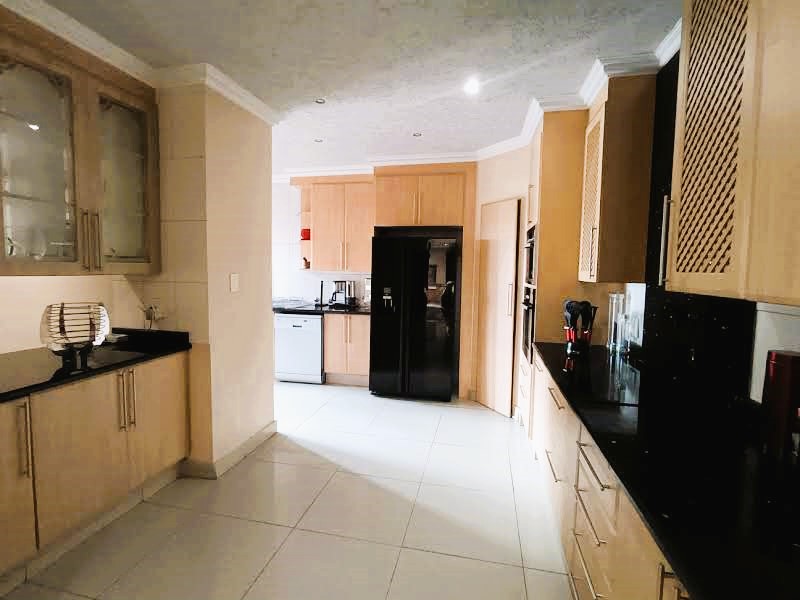 4 Bedroom Property for Sale in Eldoglen Gauteng