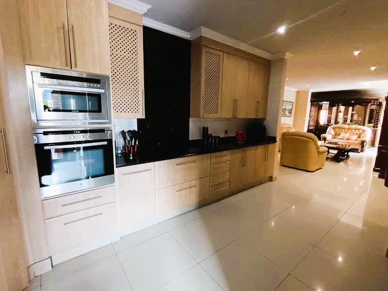 4 Bedroom Property for Sale in Eldoglen Gauteng