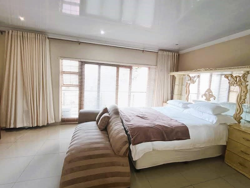 4 Bedroom Property for Sale in Eldoglen Gauteng