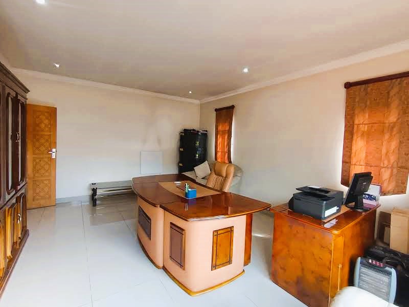 4 Bedroom Property for Sale in Eldoglen Gauteng