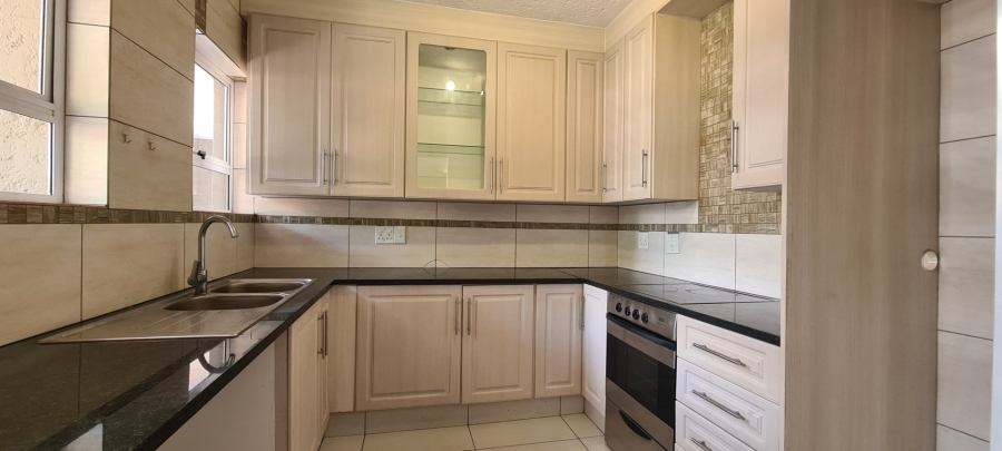 To Let 3 Bedroom Property for Rent in Morningside Gauteng