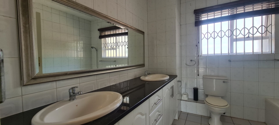 To Let 3 Bedroom Property for Rent in Morningside Gauteng