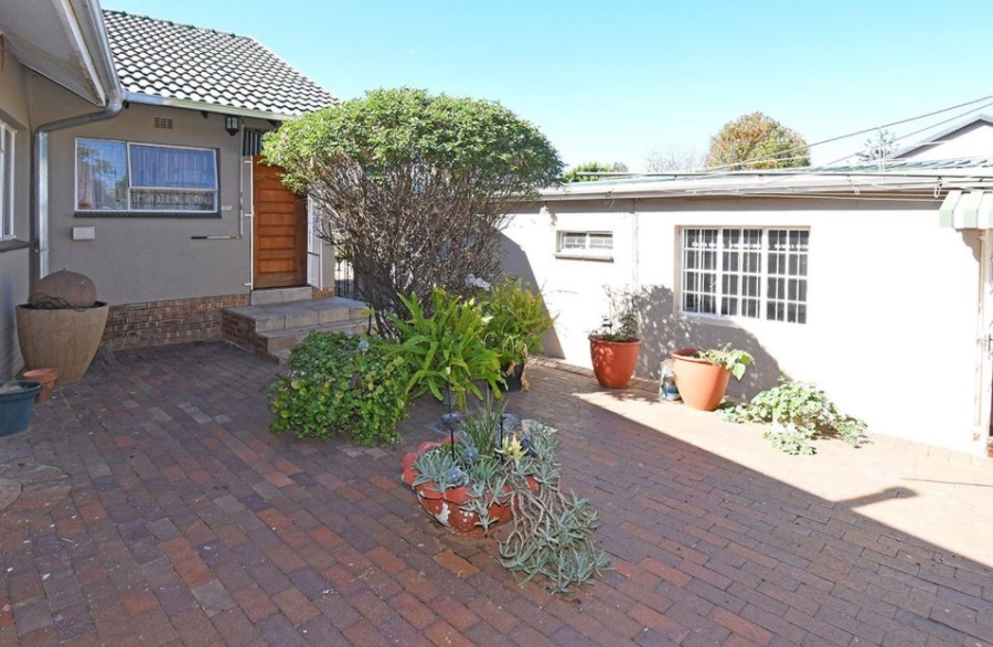 3 Bedroom Property for Sale in Edenvale Central Gauteng