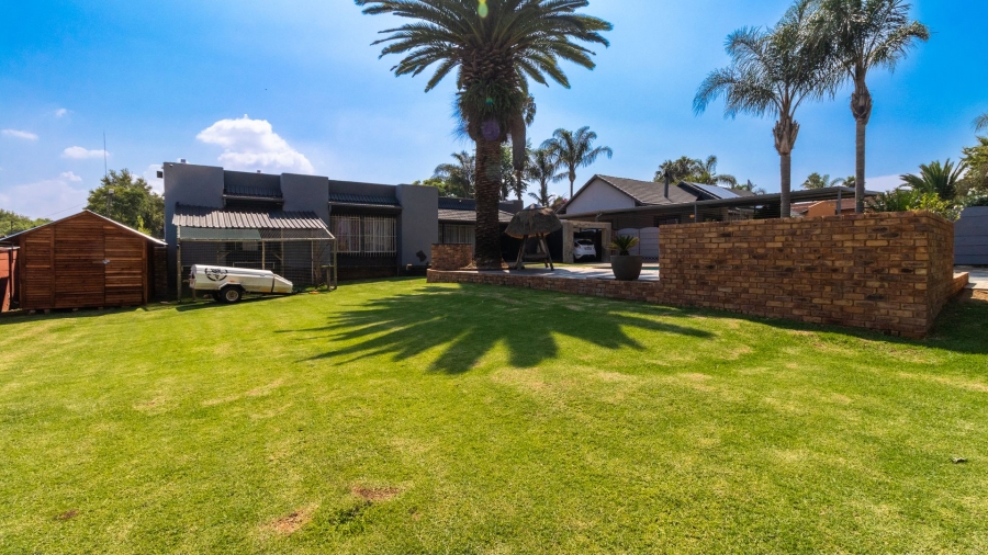 3 Bedroom Property for Sale in Birchleigh Gauteng