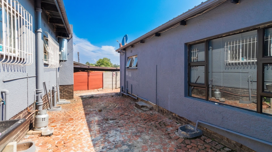 3 Bedroom Property for Sale in Birchleigh Gauteng