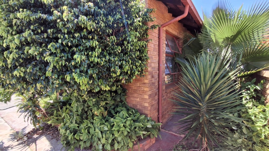 3 Bedroom Property for Sale in Soshanguve East Gauteng