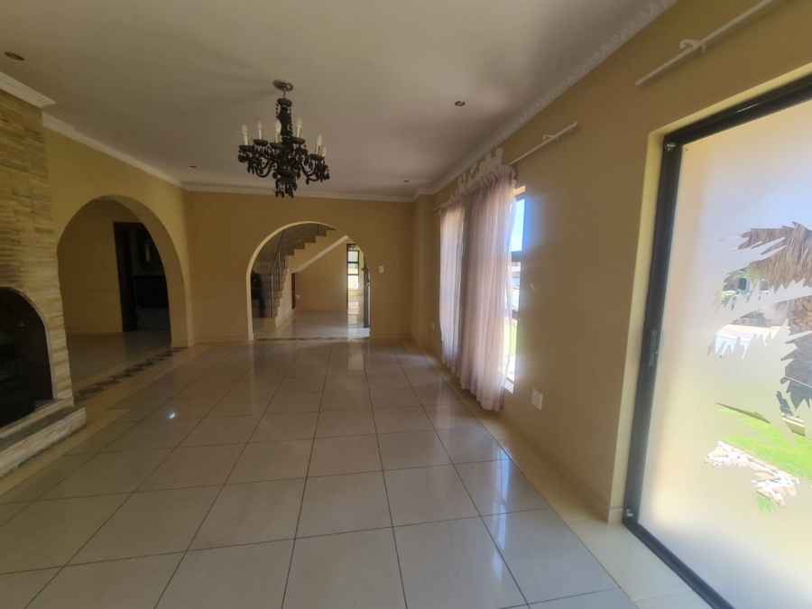 4 Bedroom Property for Sale in Blue Valley Golf Estate Gauteng