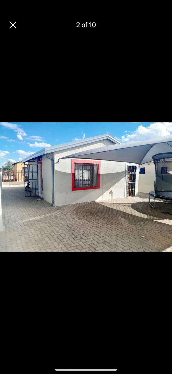 2 Bedroom Property for Sale in Thulani Gauteng