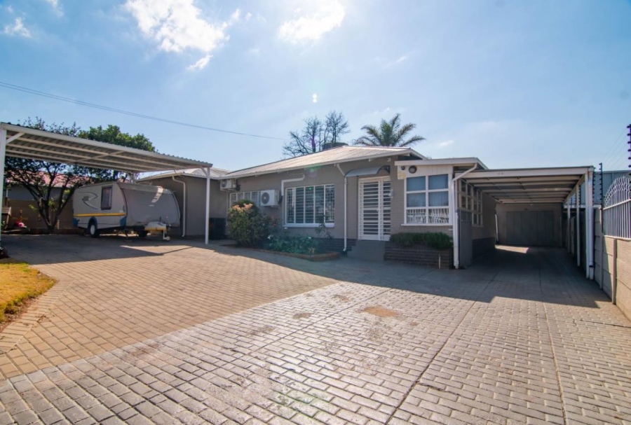 3 Bedroom Property for Sale in Homestead Gauteng