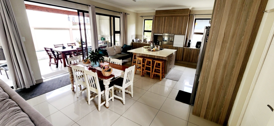 To Let 3 Bedroom Property for Rent in Nieuw Muckleneuk Gauteng