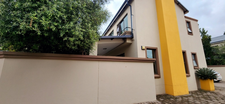 To Let 3 Bedroom Property for Rent in Nieuw Muckleneuk Gauteng